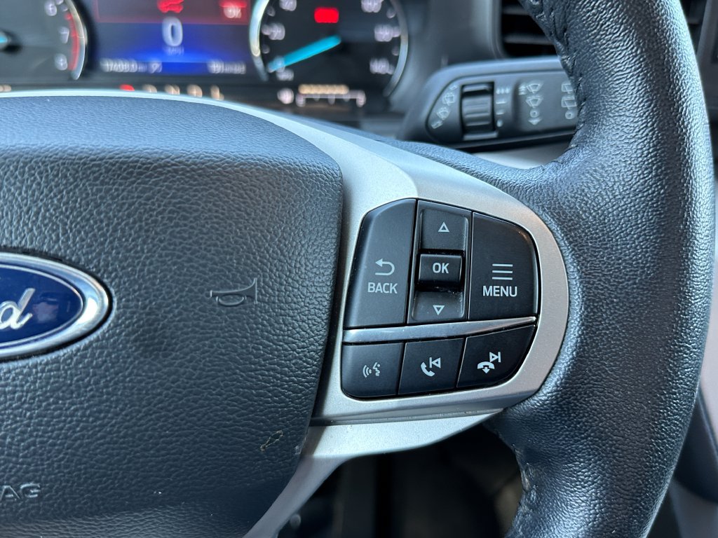 Used 2023 Ford Explorer XLT RWD image 28