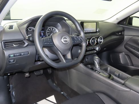 Certified 2025 Nissan Sentra S image 32