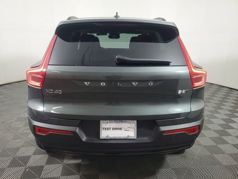 New 2026 Volvo XC40 B5 Core w/ Climate Package image 5
