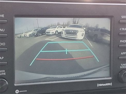 Used 2020 Toyota RAV4 XLE image 17