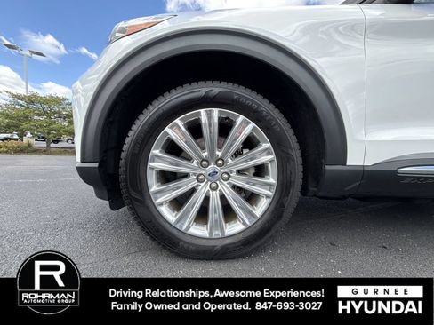 Used 2021 Ford Explorer Limited w/ Equipment Group 301A AWD/4WD image 12