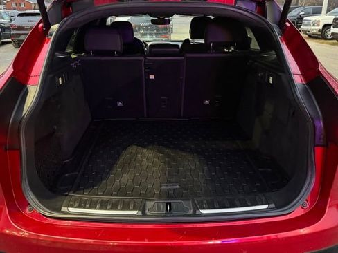 Used 2019 Jaguar F-PACE S image 13