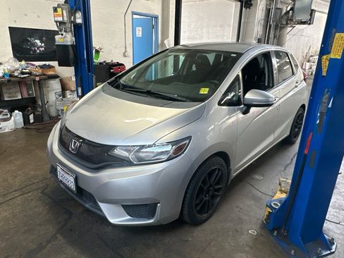 Used 2015 Honda Fit LX image 2