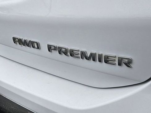 Used 2019 Chevrolet Equinox Premier image 14
