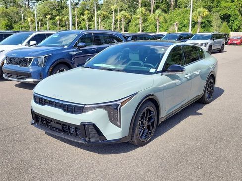 New 2026 Kia K4 GT-Line Turbo FWD image 3