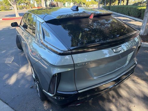 Certified 2024 Cadillac Lyriq Luxury image 6