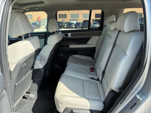 Used 2024 Hyundai Santa Fe Limited FWD image 28