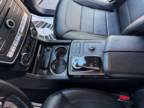 Used 2017 Mercedes-Benz GLS 550 4MATIC image 13