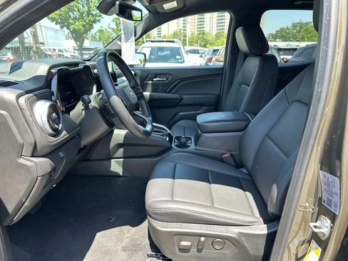 Used 2024 Chevrolet Colorado LT w/ LT Convenience Package III RWD image 20