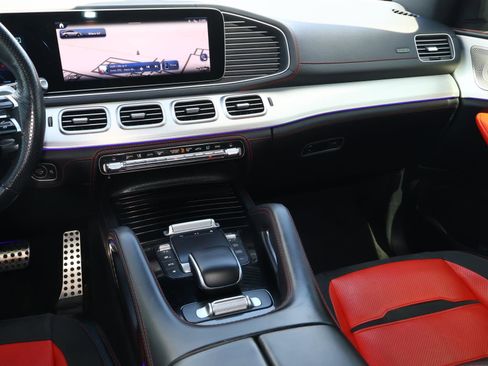 Used 2024 Mercedes-Benz GLE 53 AMG 4MATIC Coupe w/ Driver Assistance Package image 11