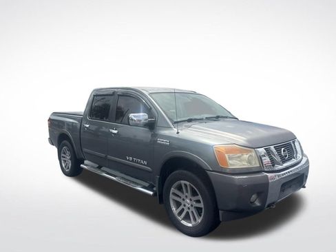 Used 2013 Nissan Titan SL w/ Heavy Metal Edition Pkg AWD/4WD image 3