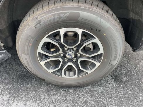 Used 2024 Ford Expedition XLT AWD/4WD image 8