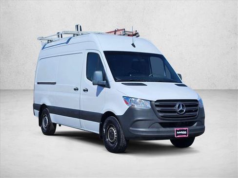 Used 2022 Mercedes-Benz Sprinter 2500 image 3