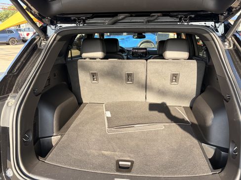 Used 2025 Chevrolet Blazer RS FWD image 21