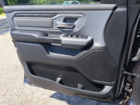 Used 2021 RAM 1500 Big Horn image 25