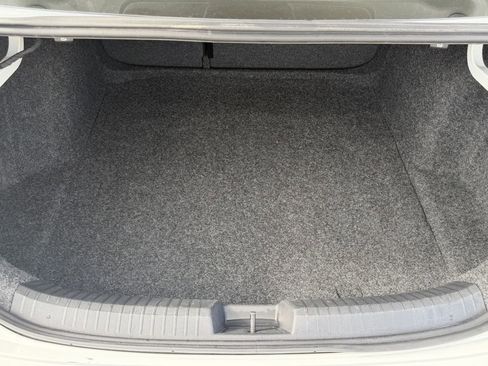 Used 2025 Volkswagen Jetta Sport FWD image 27