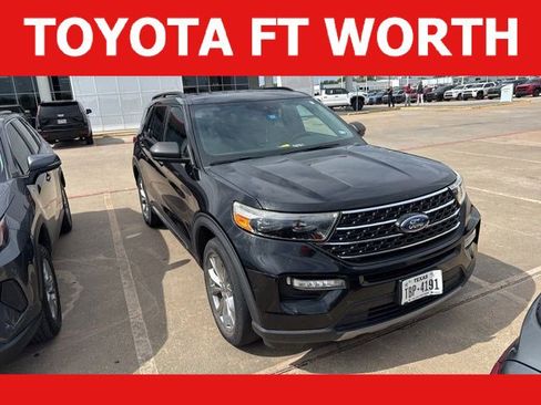 Used 2020 Ford Explorer XLT w/ Equipment Group 202A AWD/4WD image 1
