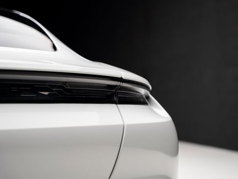 Used 2023 Porsche Taycan w/ Premium Package image 28