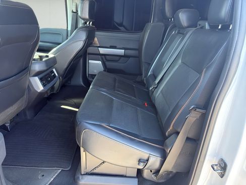 Used 2025 Ford F250 Lariat AWD/4WD image 11