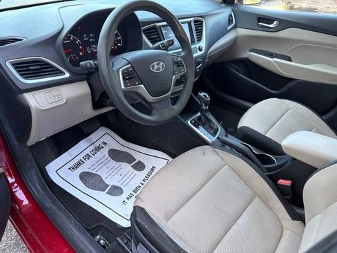 Used 2022 Hyundai Accent SEL FWD image 16