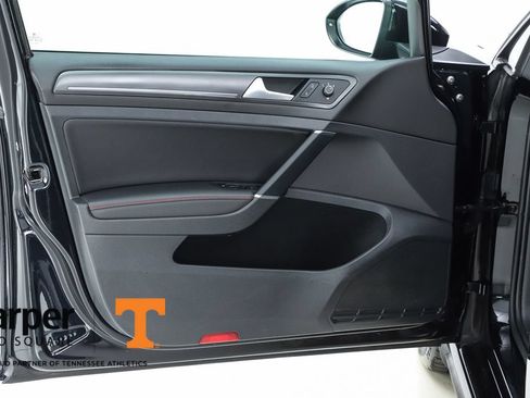 Used 2020 Volkswagen GTI SE FWD image 18