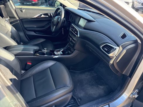 Used 2018 INFINITI QX30 AWD image 22