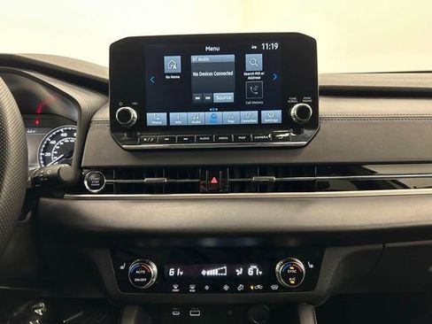 Used 2024 Mitsubishi Outlander SE image 26