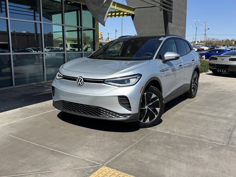 Used 2022 Volkswagen ID.4 Pro S image 2
