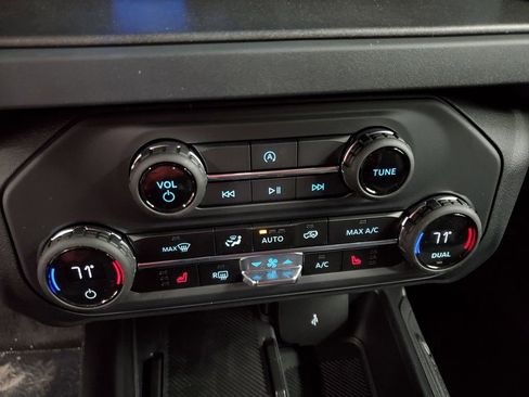 New 2025 Ford Bronco Big Bend image 16