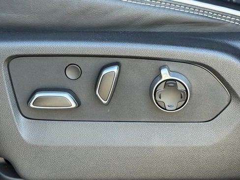 Used 2024 GMC Sierra 1500 AT4X image 23