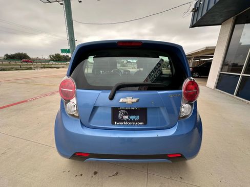 Used 2014 Chevrolet Spark LT image 4