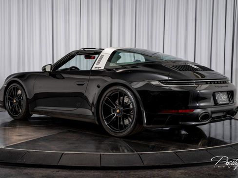 Used 2022 Porsche 911 Targa 4 GTS image 13