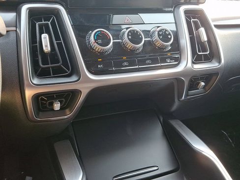 Certified 2023 Kia Sorento LX AWD/4WD image 16