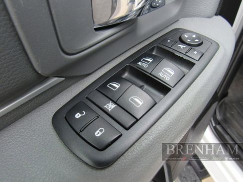 Used 2019 RAM 1500 Lone Star AWD/4WD image 14