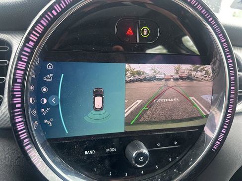 Used 2024 MINI Cooper S FWD image 5