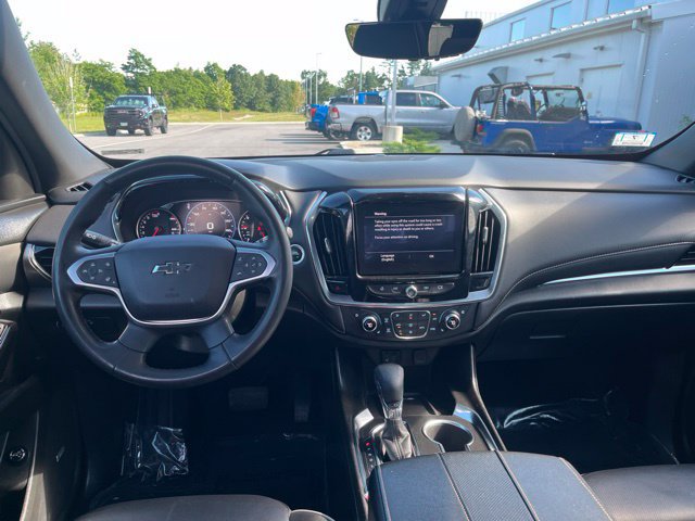 Used 2023 Chevrolet Traverse Premier AWD/4WD image 18