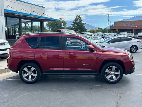 Used 2016 Jeep Compass High Altitude FWD image 2