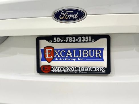 Used 2019 Ford Fusion SE FWD image 15