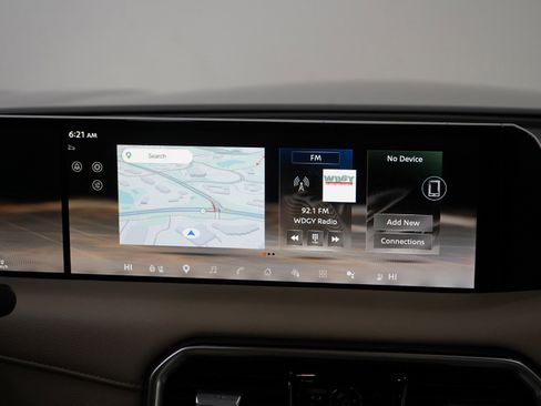 Used 2025 Nissan Armada Platinum image 16