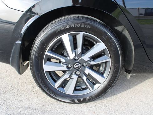 Used 2025 Nissan Versa S w/ S Plus Package FWD image 10