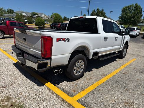 Used 2024 Ford F250 XLT w/ FX4 Off-Road Package AWD/4WD image 5
