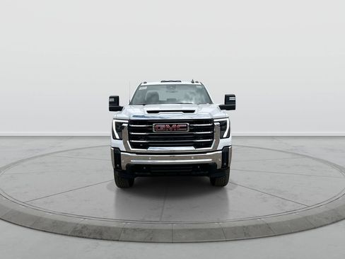 New 2026 GMC Sierra 2500 SLE AWD/4WD image 3