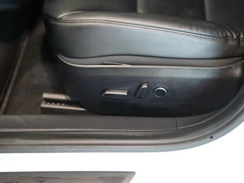 Used 2021 Tesla Model 3 Standard Range Plus RWD image 29