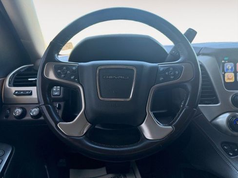 Used 2019 GMC Yukon Denali w/ Denali Ultimate Package AWD/4WD image 12