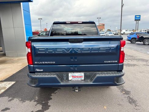 Used 2021 Chevrolet Silverado 1500 Custom image 5