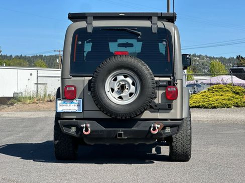 Used 2004 Jeep Wrangler SE AWD/4WD image 7