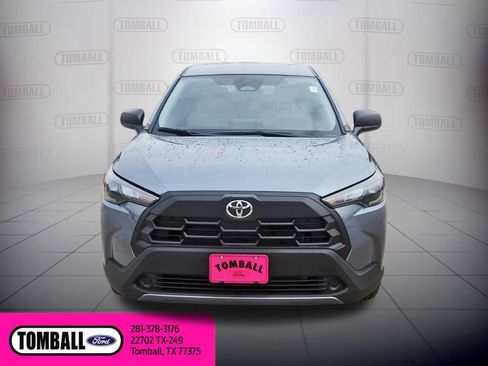 Used 2026 Toyota Corolla Cross L image 2