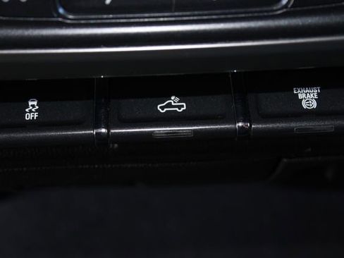 Used 2019 Chevrolet Silverado 2500 LT AWD/4WD image 21