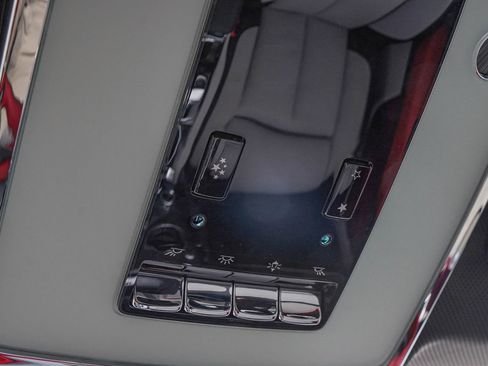 Certified 2024 Rolls-Royce Cullinan Black Badge w/ Dark Exterior Package image 32