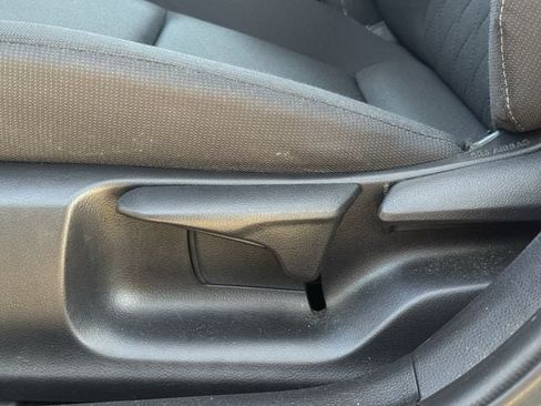 Used 2024 Toyota Corolla LE FWD image 25